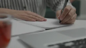 Student is referring IGNOU MCOP-001 Project Guidelines 2025